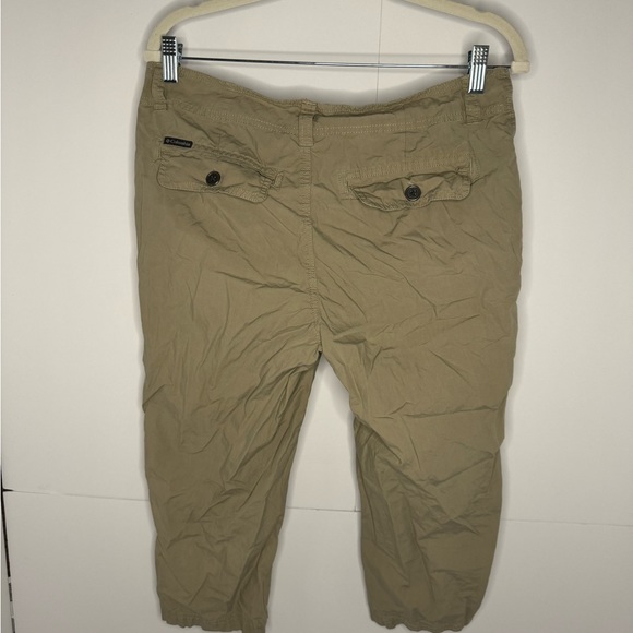 Columbia woman’s capri pants size 10 - Picture 2 of 7